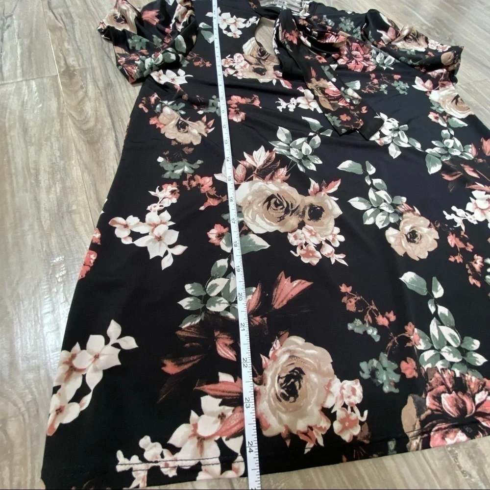 Super sweet floral gardenia Boho blouse w front bow & puff sleeves - Picture 12 of 13
